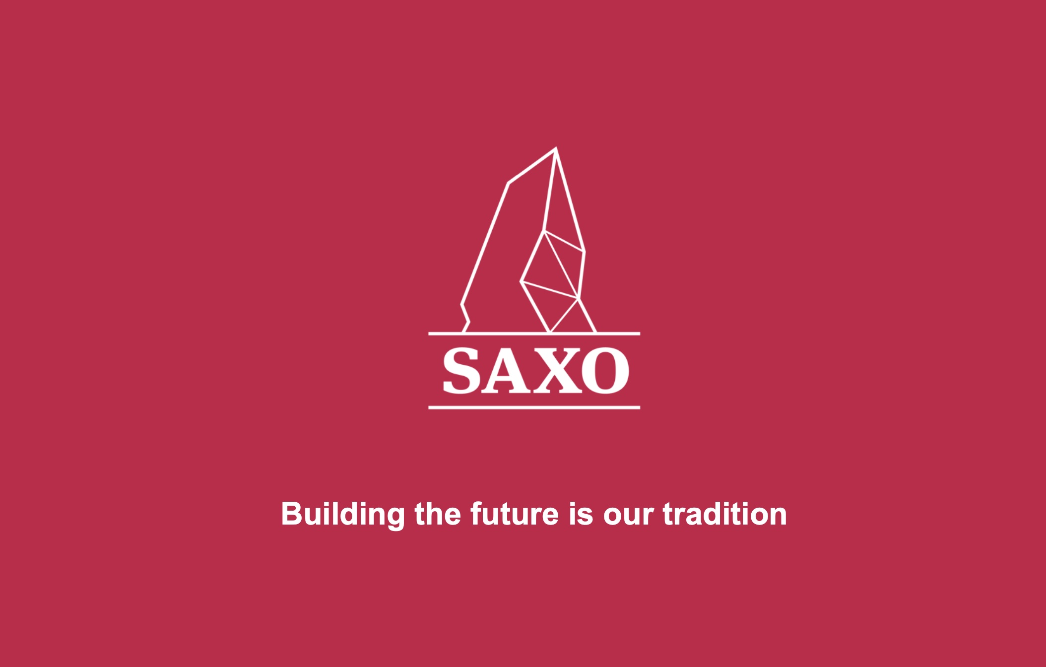 Saxo: Strategia ja saitti